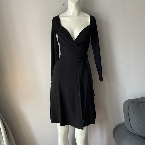 Norma Kamali Wrap Dress - Picture 4 of 9